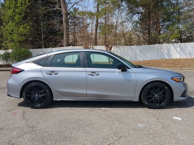 Used 2023 Honda Civic Sport image 3