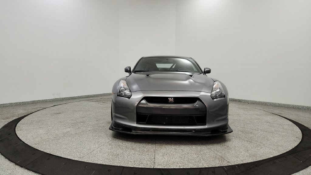 Used 2011 Nissan GT-R Premium AWD/4WD image 8