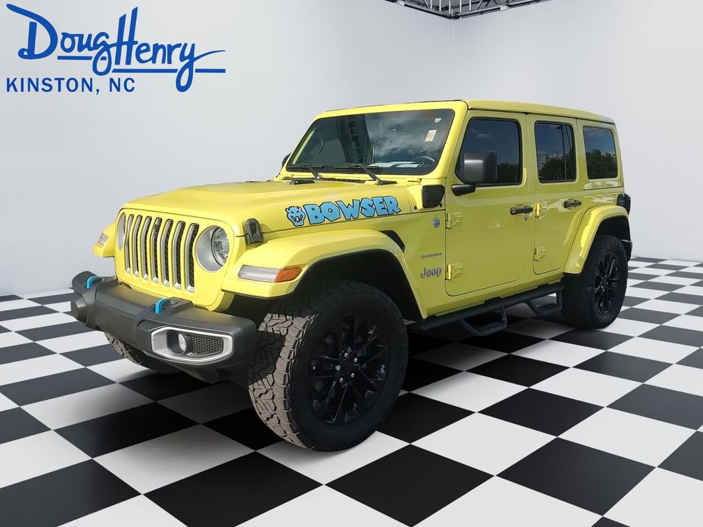Used 2022 Jeep Wrangler Unlimited Sahara w/ Cold Weather Group AWD/4WD image 1