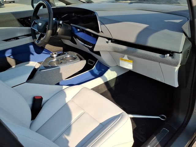 New 2027 Cadillac Optiq Luxury AWD/4WD image 23