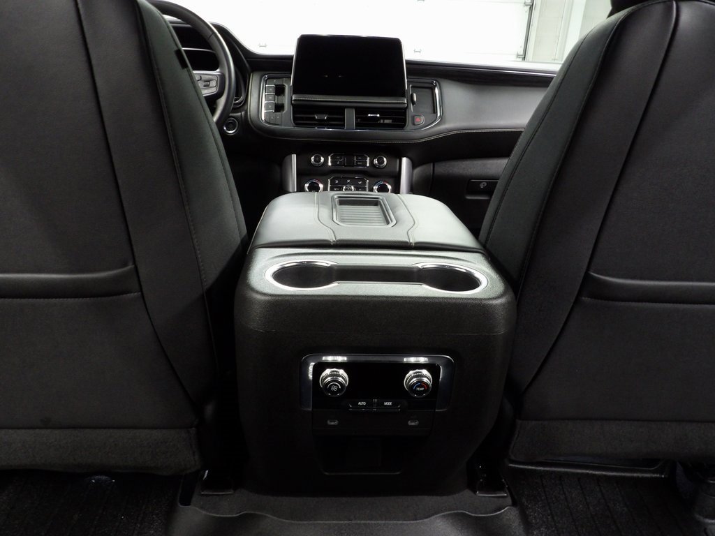 Used 2023 GMC Yukon SLT image 16