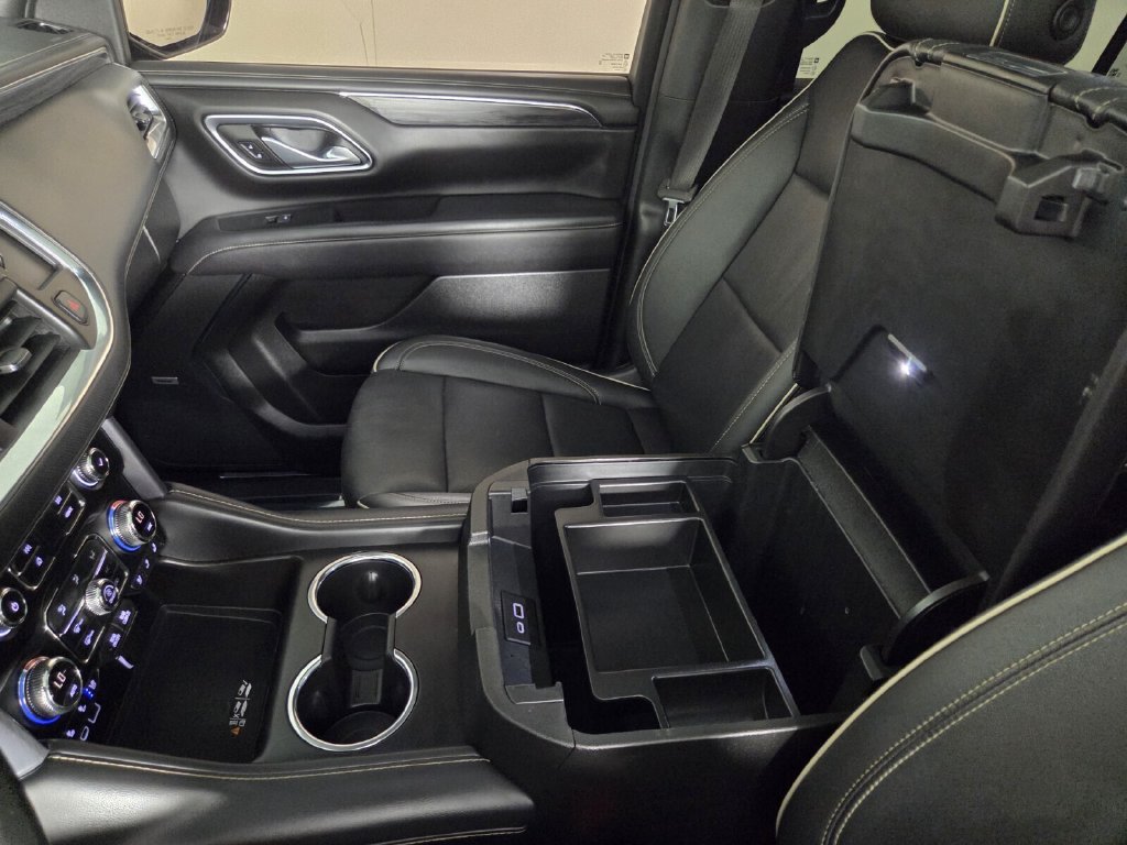 Used 2022 GMC Yukon SLT w/ SLT Premium Package RWD image 22