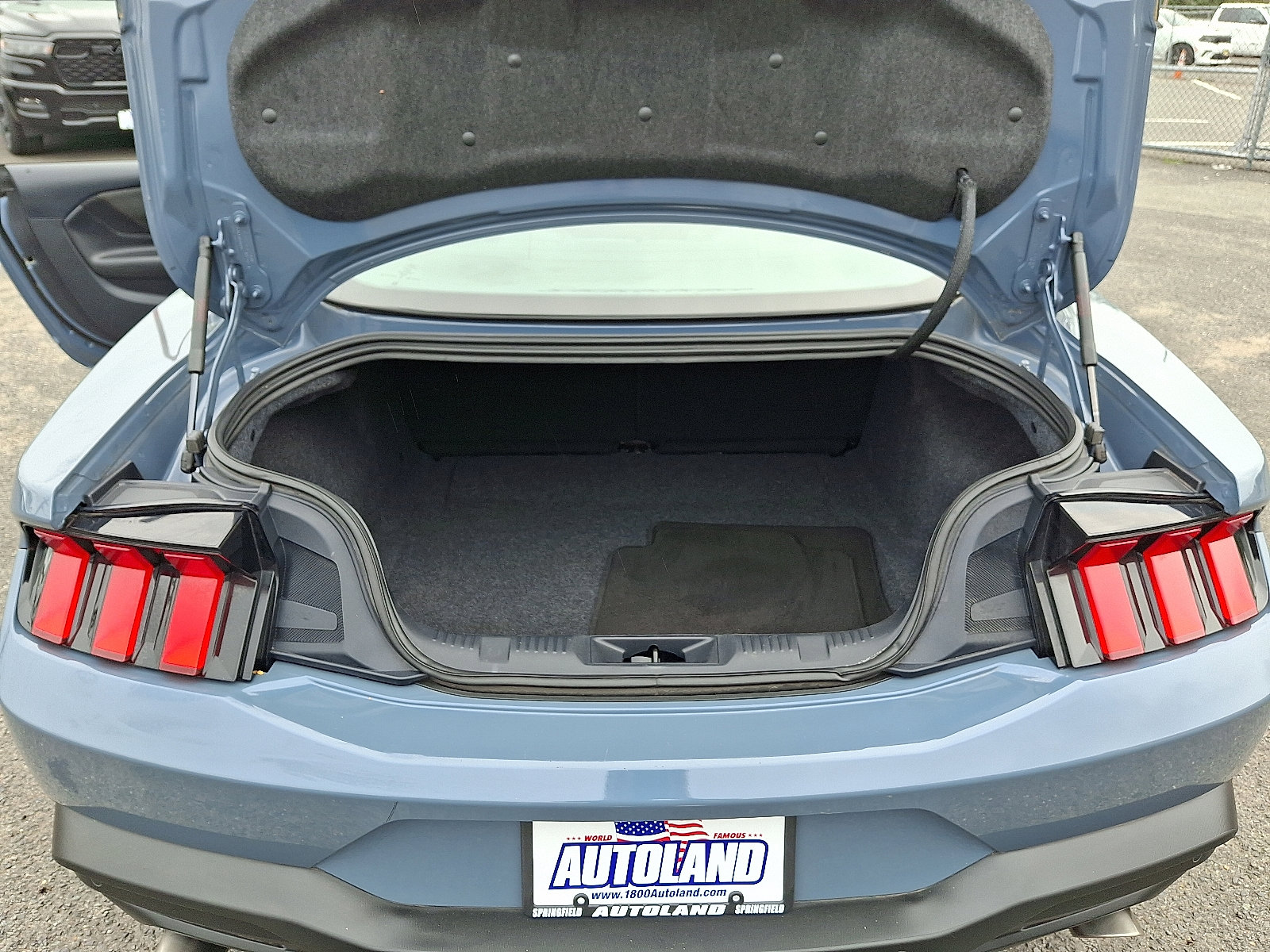 Used 2024 Ford Mustang Coupe image 30