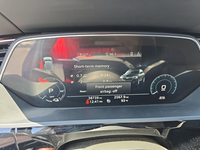 Used 2019 Audi e-tron Prestige w/ Prestige Package AWD/4WD image 20