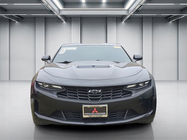 Used 2020 Chevrolet Camaro LT image 2