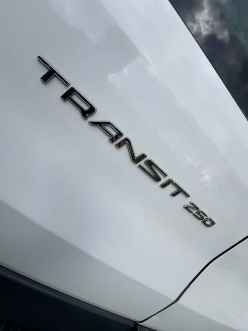 Used 2018 Ford Transit 250 130 Low Roof image 15