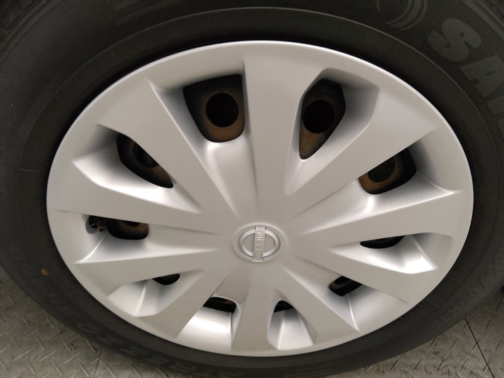 Used 2019 Nissan Versa S Plus image 31