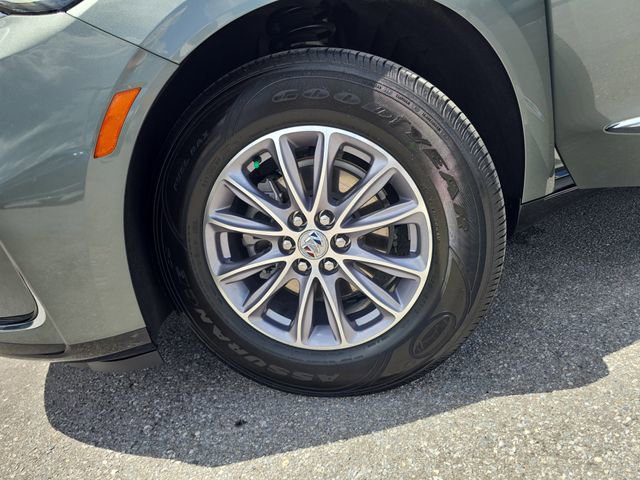 Certified 2023 Buick Enclave Essence image 31