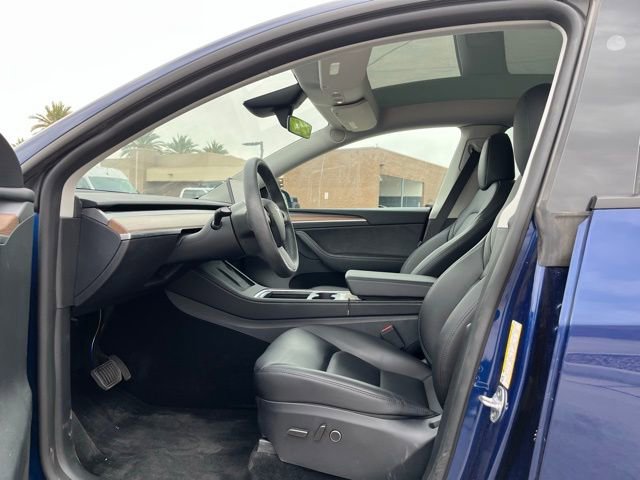Used 2024 Tesla Model Y Long Range image 15