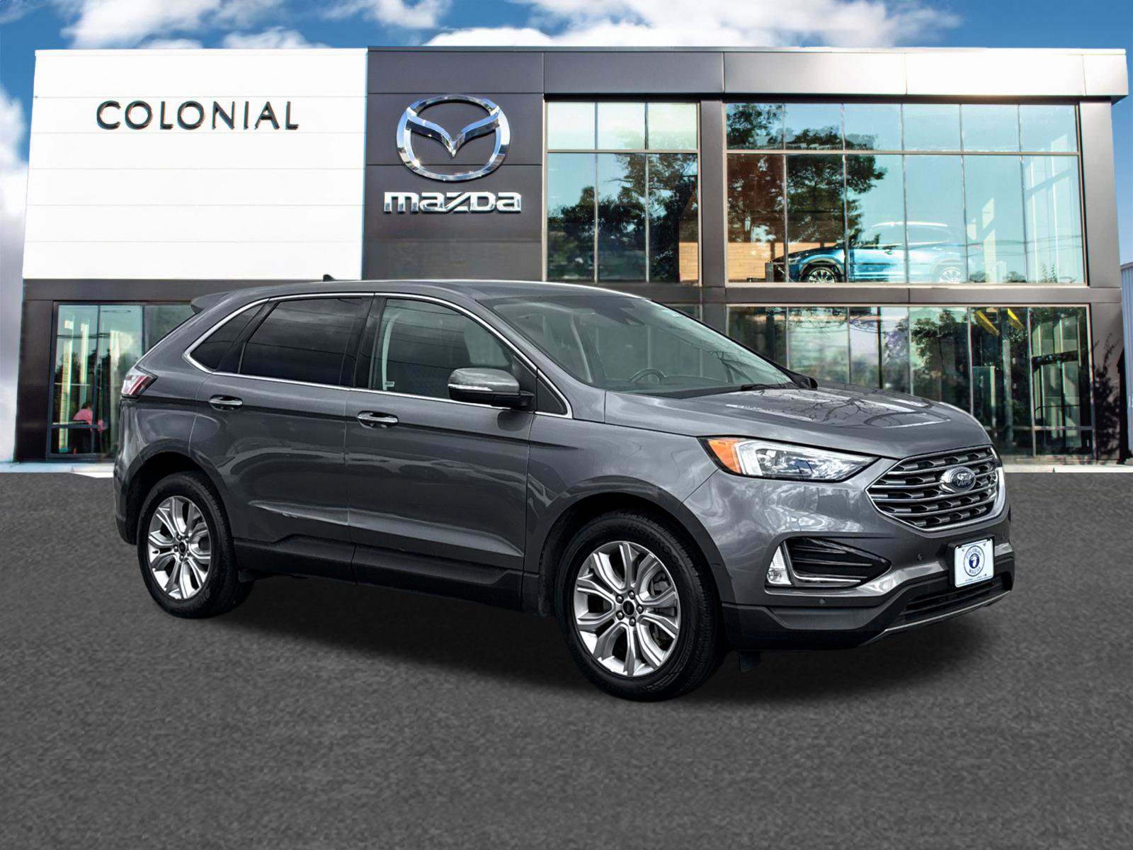 Used 2023 Ford Edge Titanium image 1