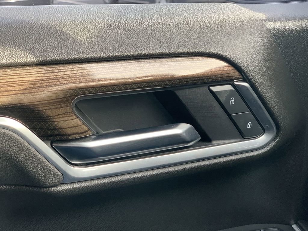 Certified 2025 Chevrolet Silverado 1500 LT image 16