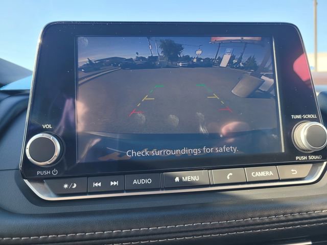 Used 2023 Nissan Rogue SV FWD image 21