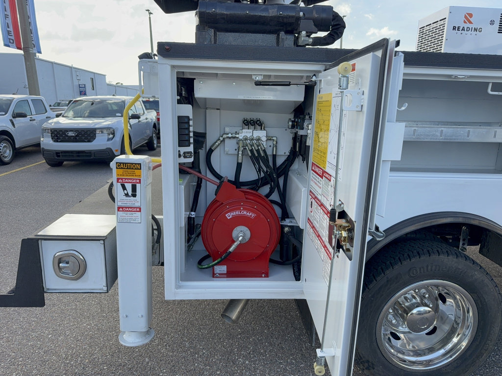 New 2026 Ford F550 4x4 SuperCab Super Duty image 10