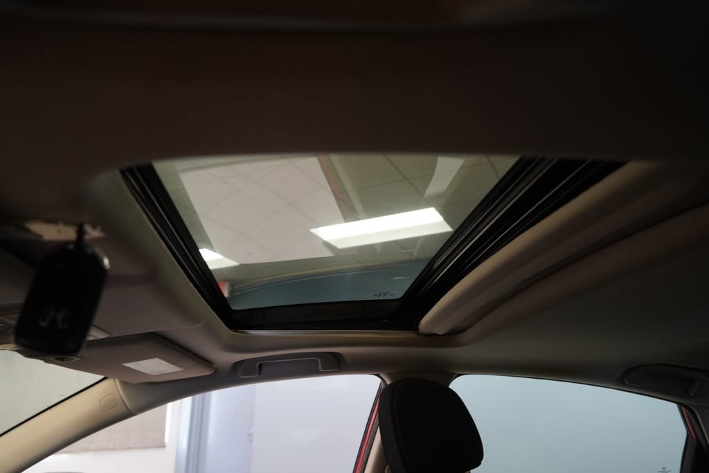 Used 2017 Honda Civic EX-T image 3