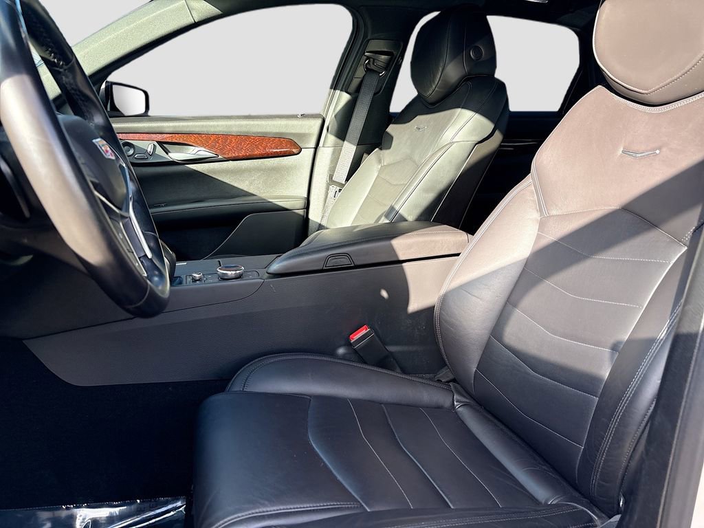 Used 2020 Cadillac CT6 Luxury image 22