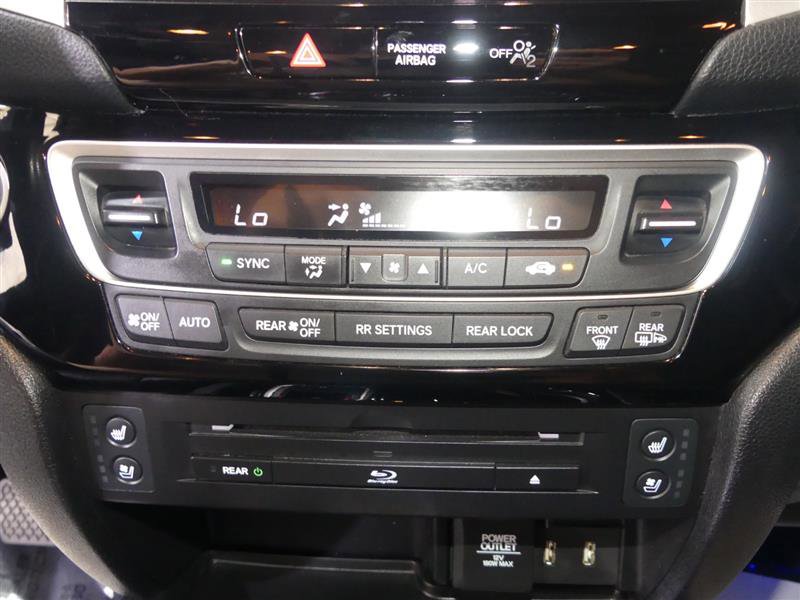 Used 2018 Honda Pilot Elite image 44