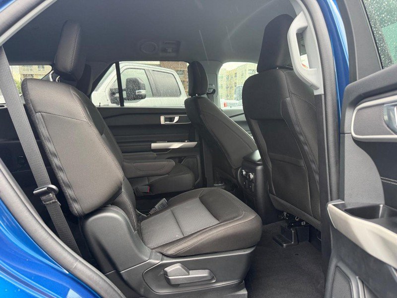 Certified 2023 Ford Explorer XLT w/ Class IV Trailer Tow Package AWD/4WD image 14