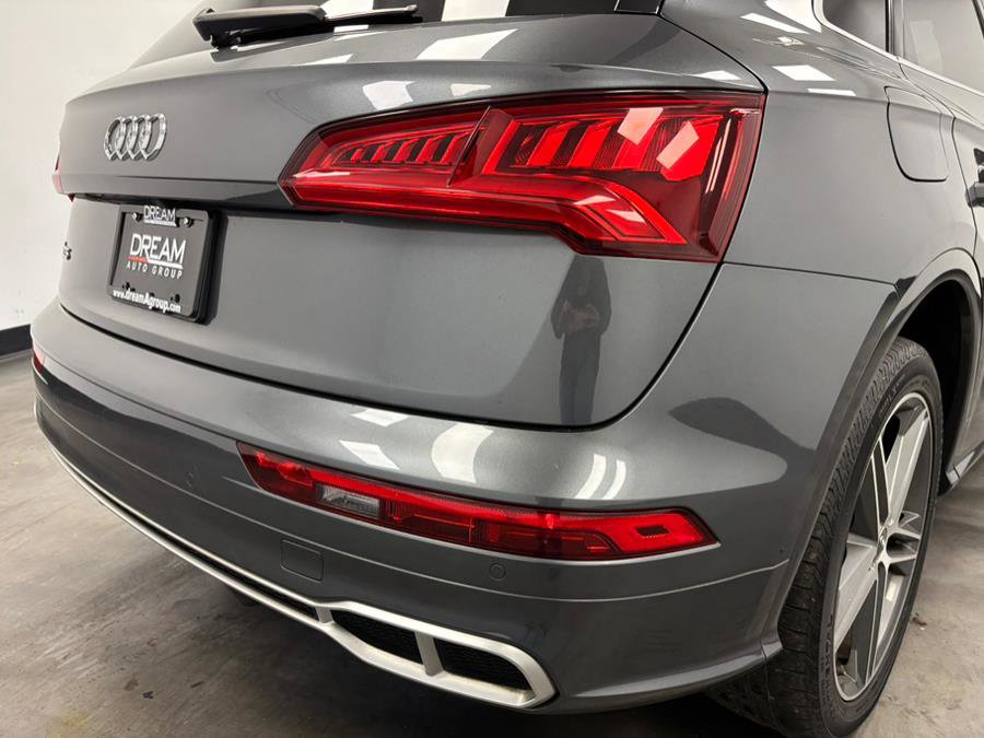 Used 2018 Audi SQ5 Premium Plus w/ Navigation Package image 16