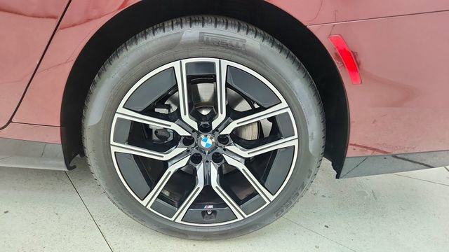 Used 2025 BMW 740i image 65