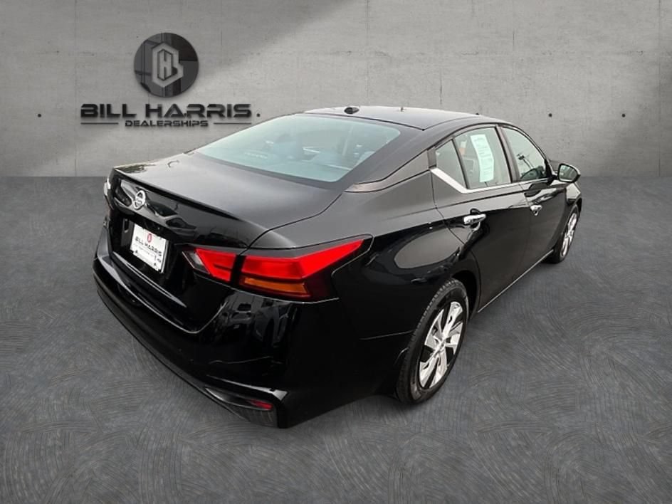 Used 2019 Nissan Altima 2.5 S FWD image 5