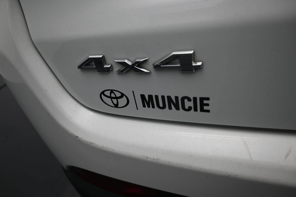 Used 2024 Jeep Compass Latitude AWD/4WD image 38