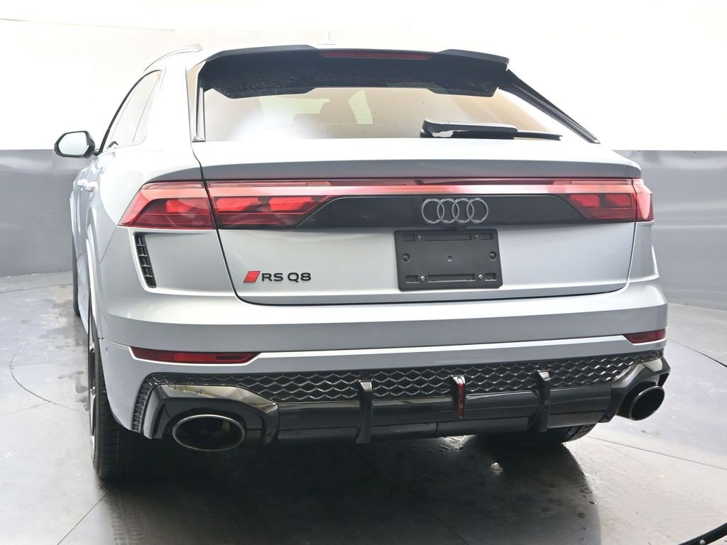 Used 2025 Audi RS Q8 performance w/ RS Design Package - Red image 4