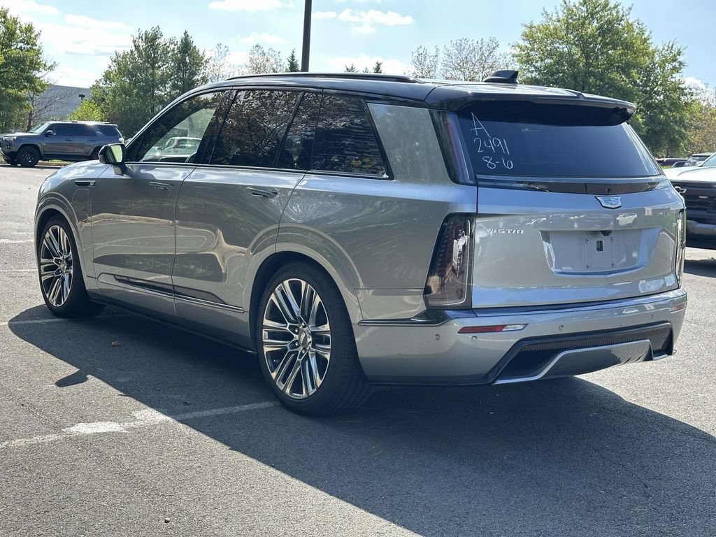 Certified 2026 Cadillac Vistiq Platinum w/ LPO, Floor Liner Package AWD/4WD image 23