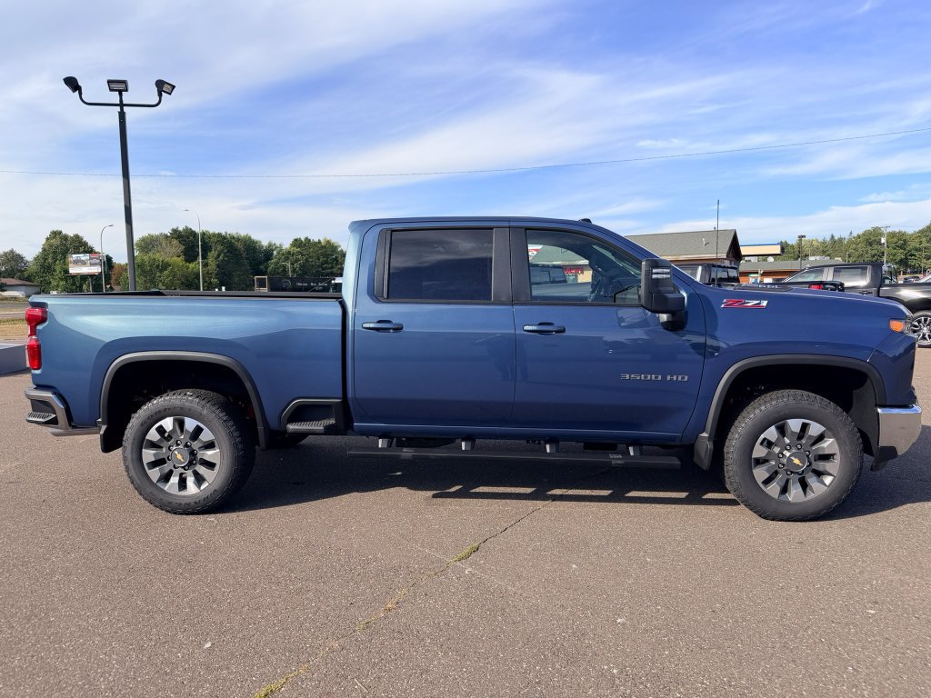 New 2026 Chevrolet Silverado 3500 LT w/ All Star Edition AWD/4WD image 2