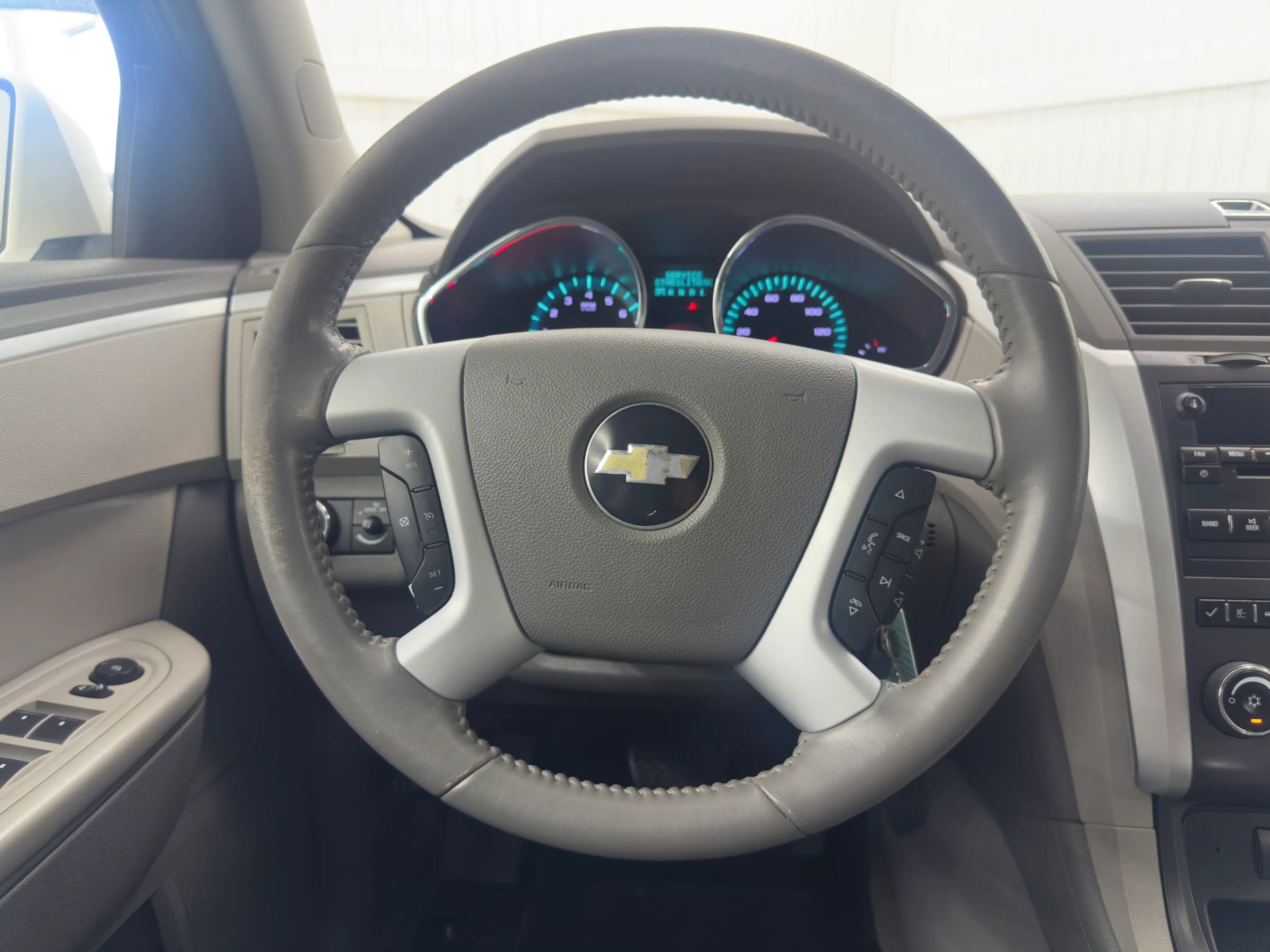 Used 2011 Chevrolet Traverse LT image 15