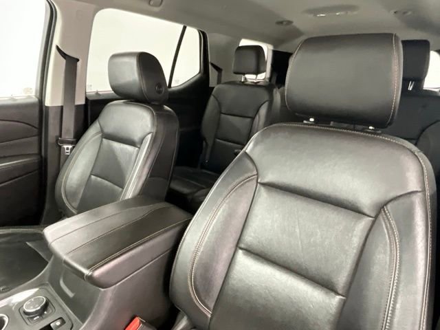 Used 2019 Chevrolet Traverse Premier w/ LPO, Cargo Package AWD/4WD image 6