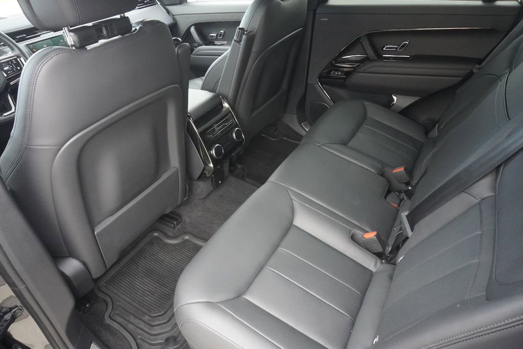 Used 2024 Land Rover Range Rover Sport Dynamic SE image 29