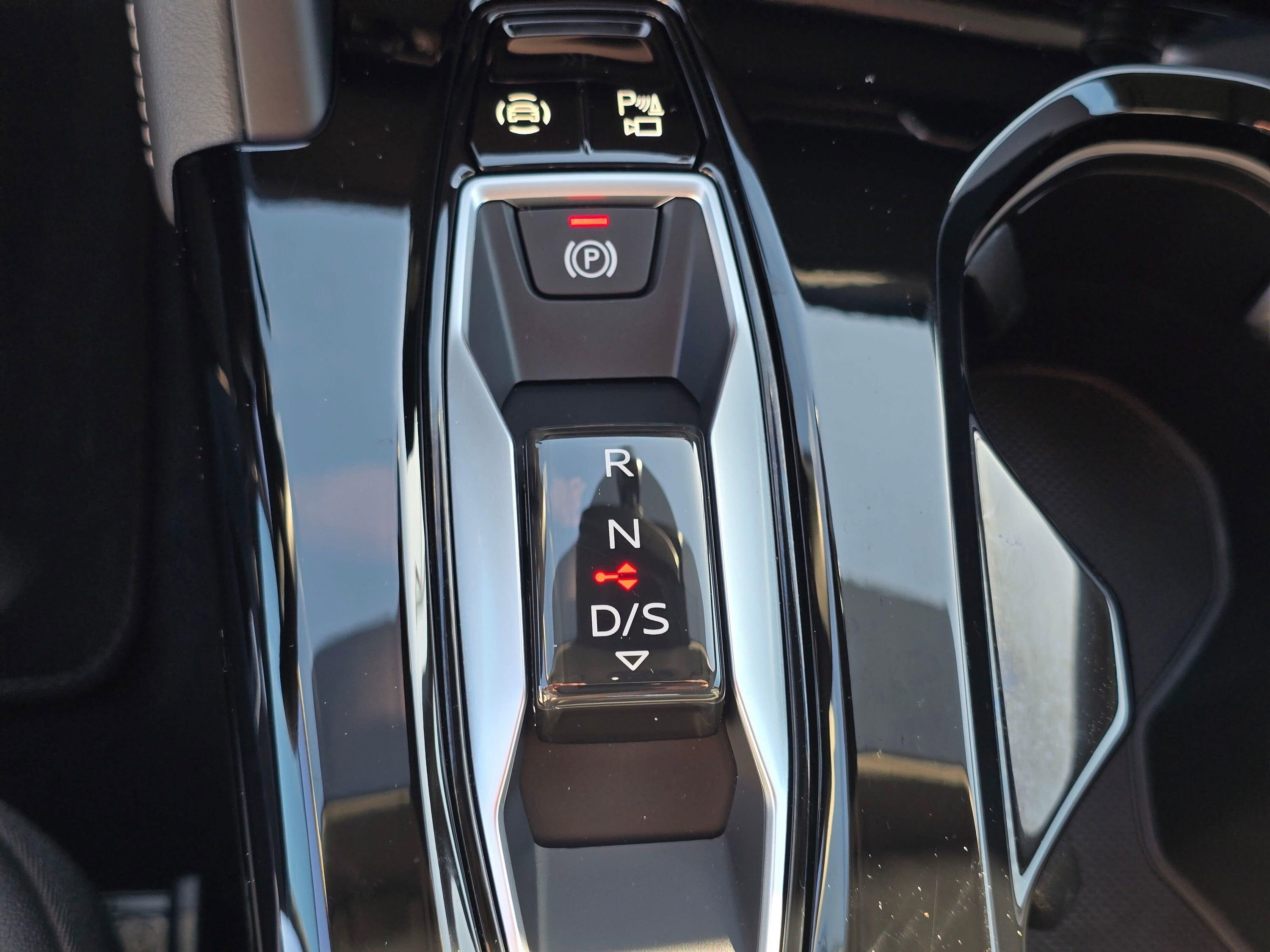 Certified 2025 Audi Q5 Premium Plus w/ Premium Plus AWD/4WD image 16