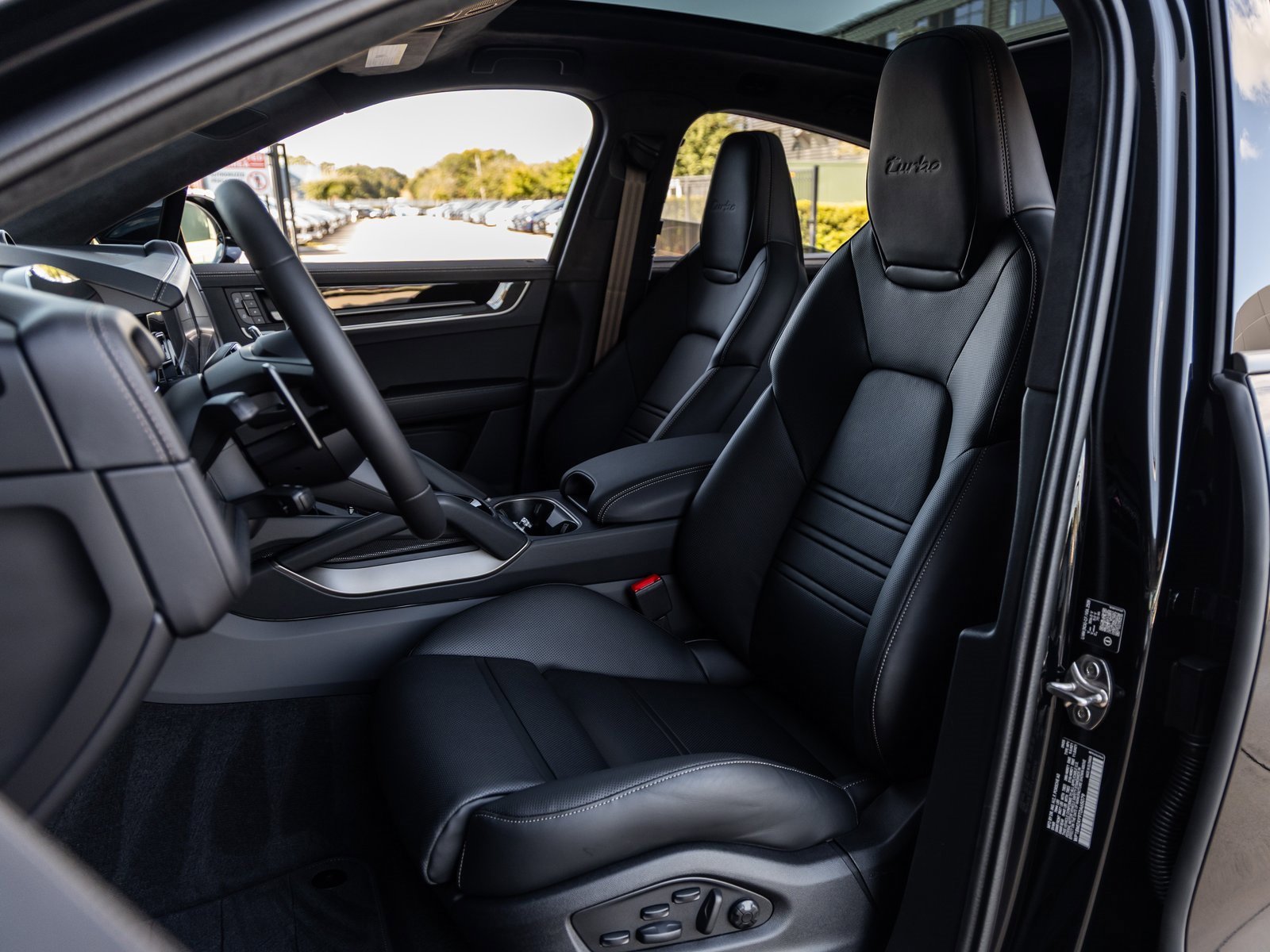 New 2026 Porsche Cayenne Turbo image 5