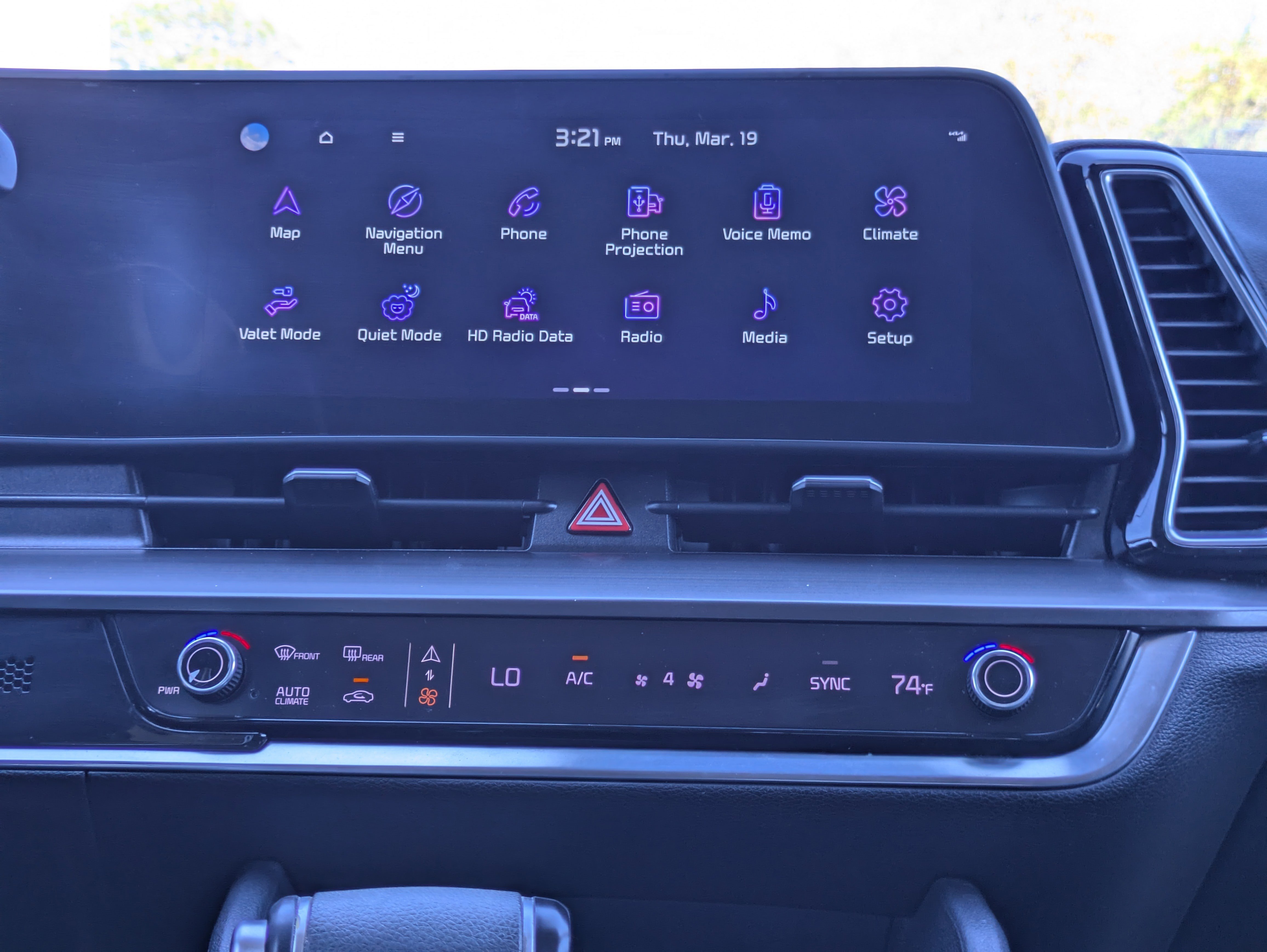 Used 2023 Kia Sportage EX image 5