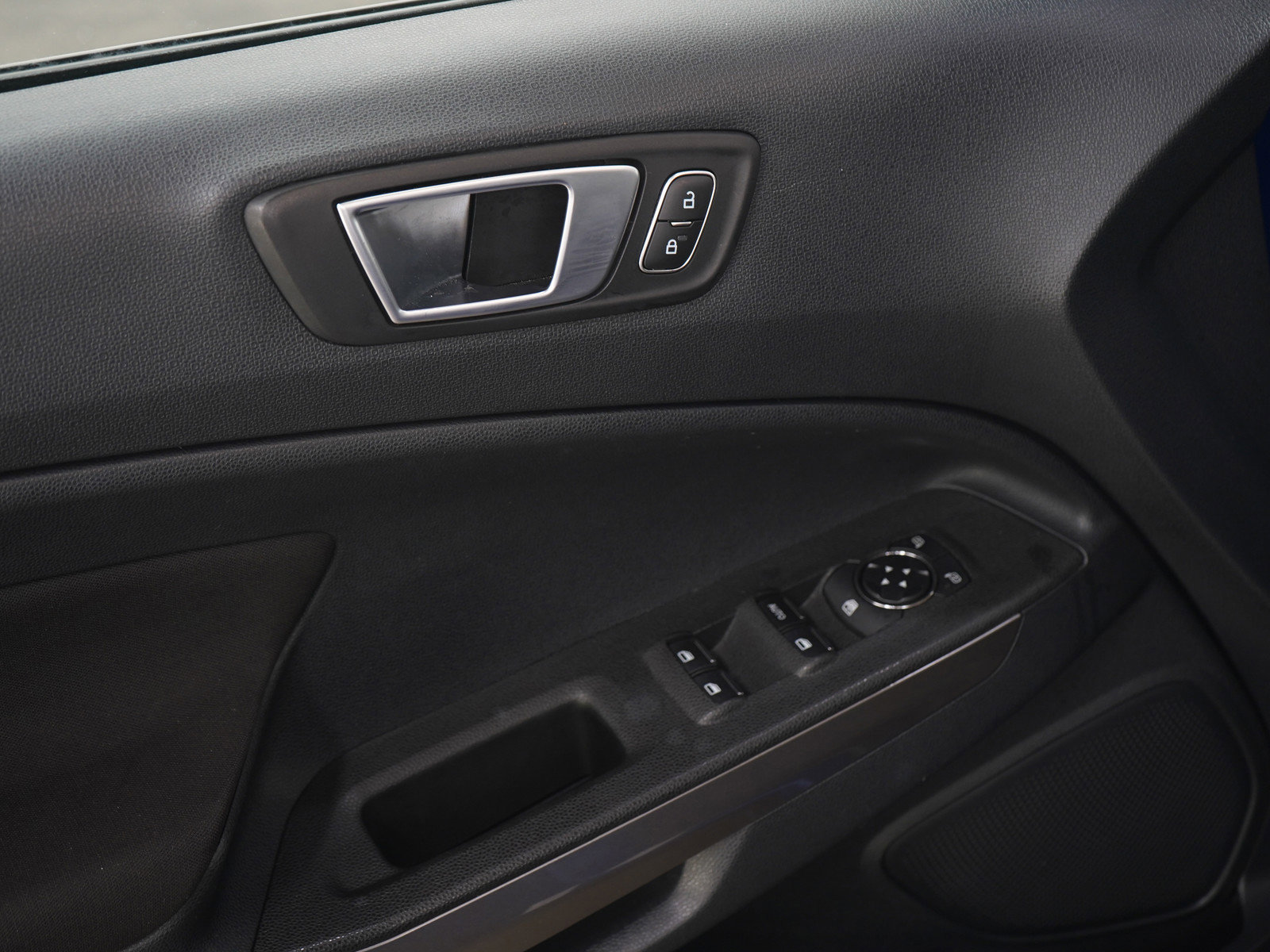 Used 2018 Ford EcoSport SE w/ SE Convenience Package FWD image 20