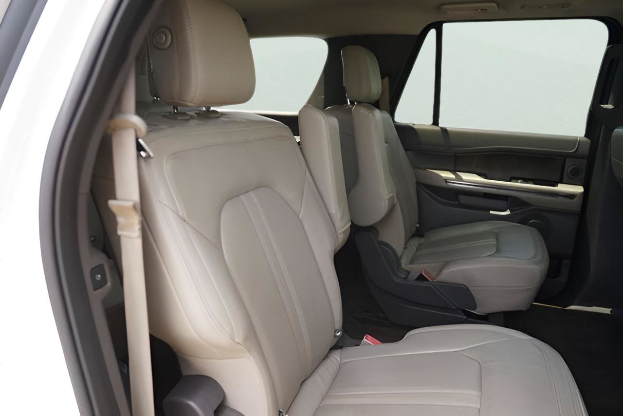 Used 2018 Ford Expedition Max Limited w/ Equipment Group 302A RWD image 19