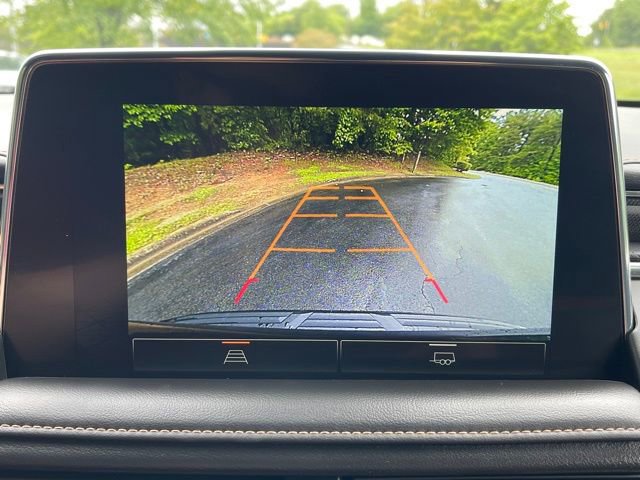 Used 2024 GMC Yukon AT4 image 12