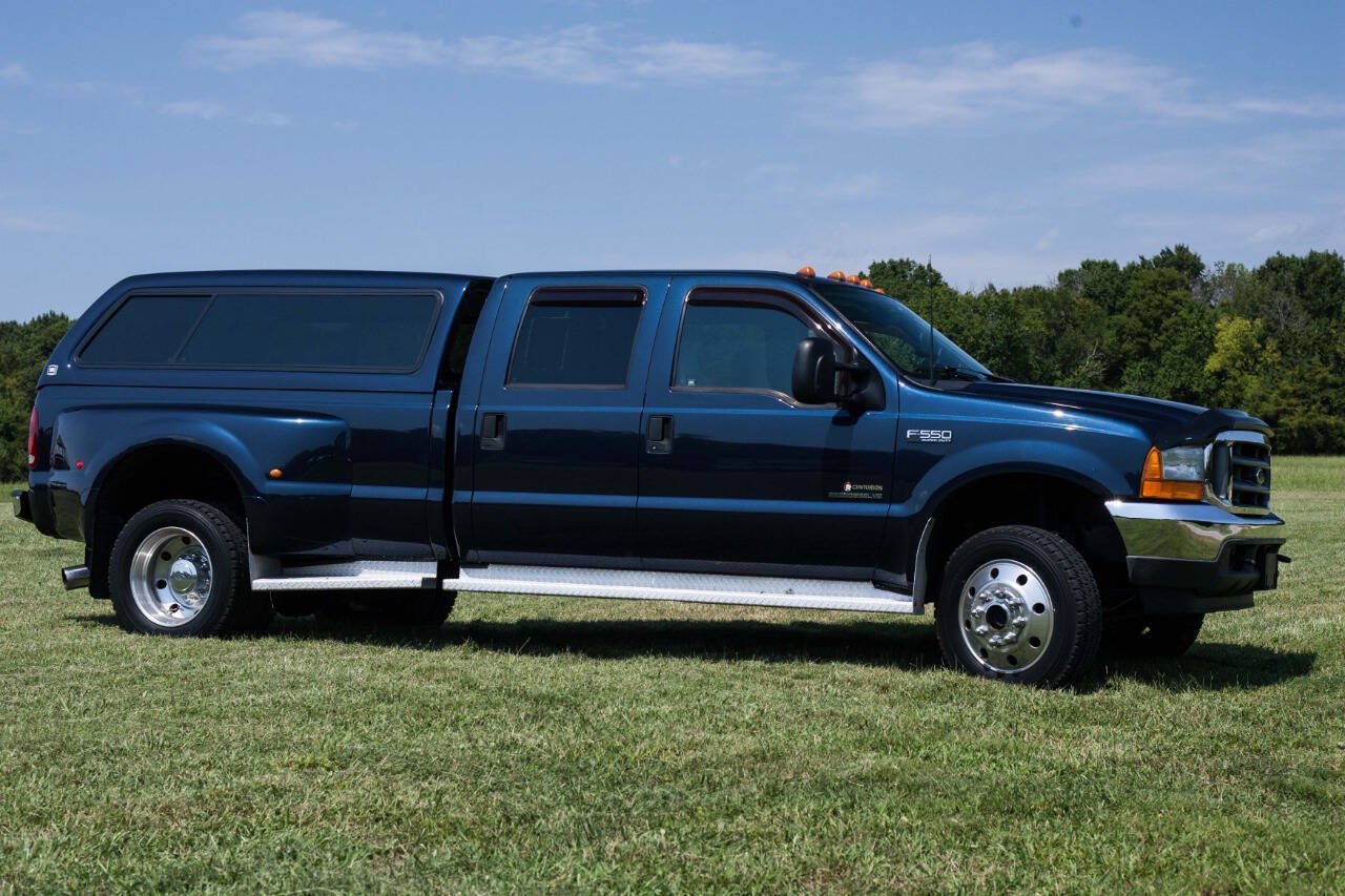 Used 2001 Ford F550 4x4 Crew Cab Super Duty image 3