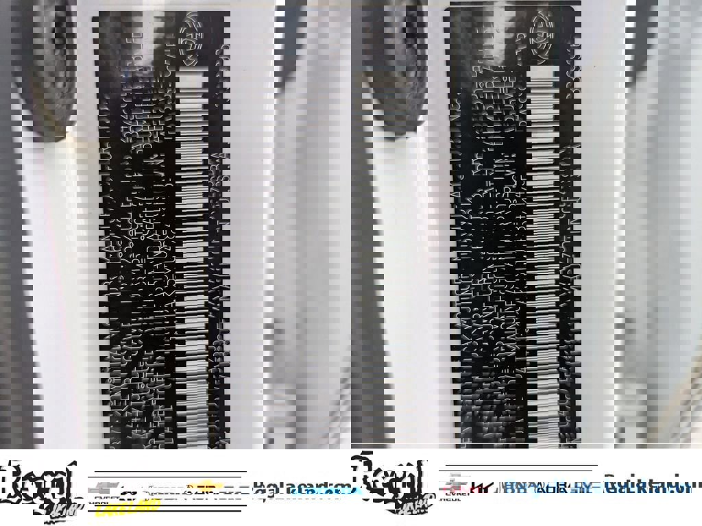 Used 2021 Toyota Camry SE image 32