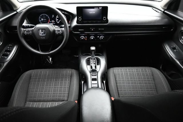Used 2025 Honda HR-V LX image 10