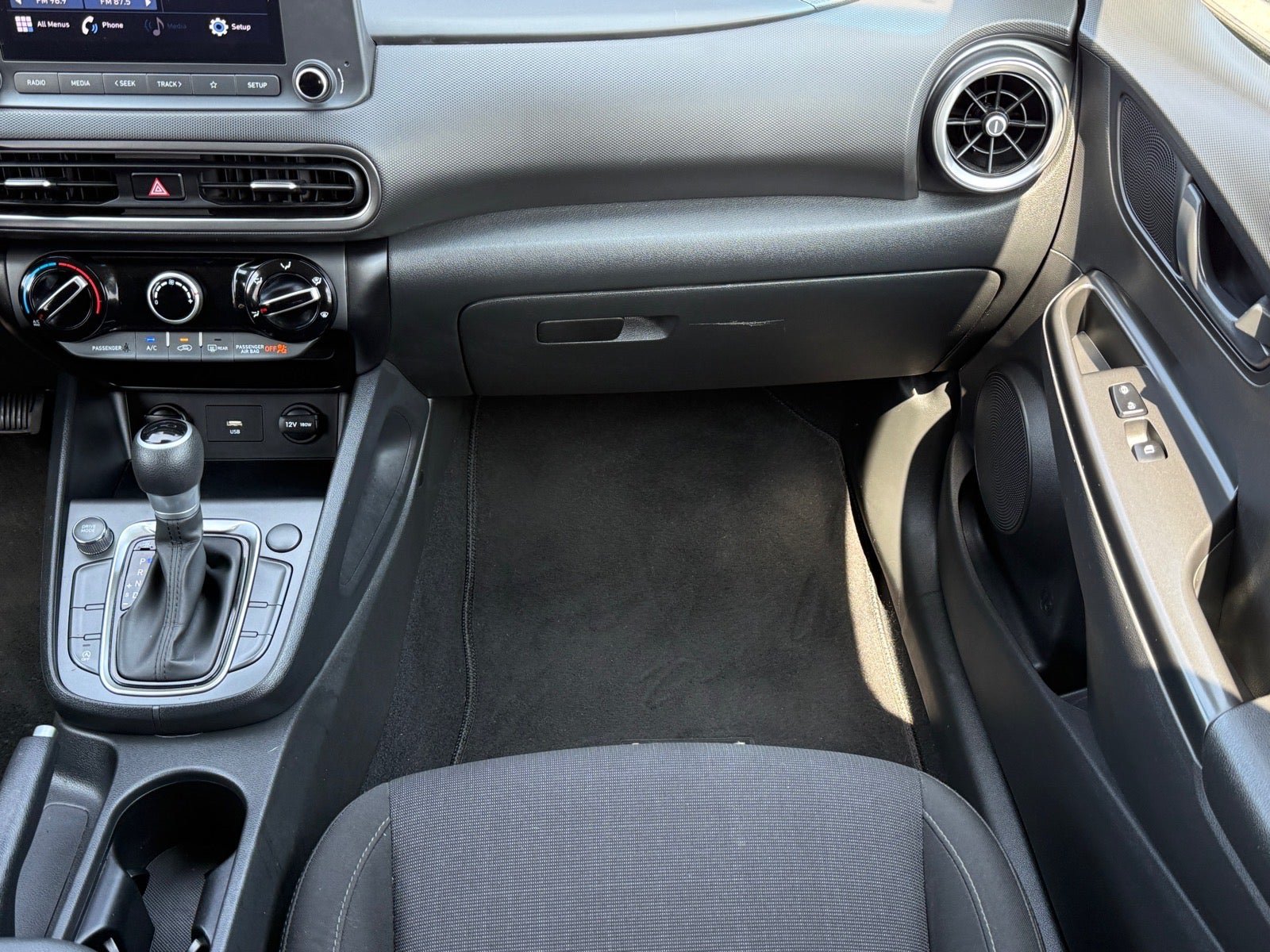 Used 2022 Hyundai Kona SEL FWD image 14