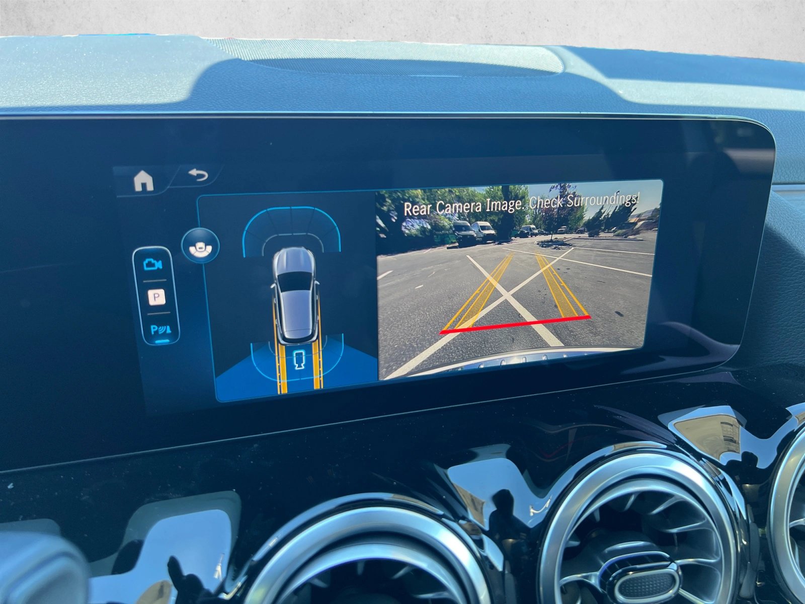 New 2026 Mercedes-Benz GLA 250 4MATIC image 15