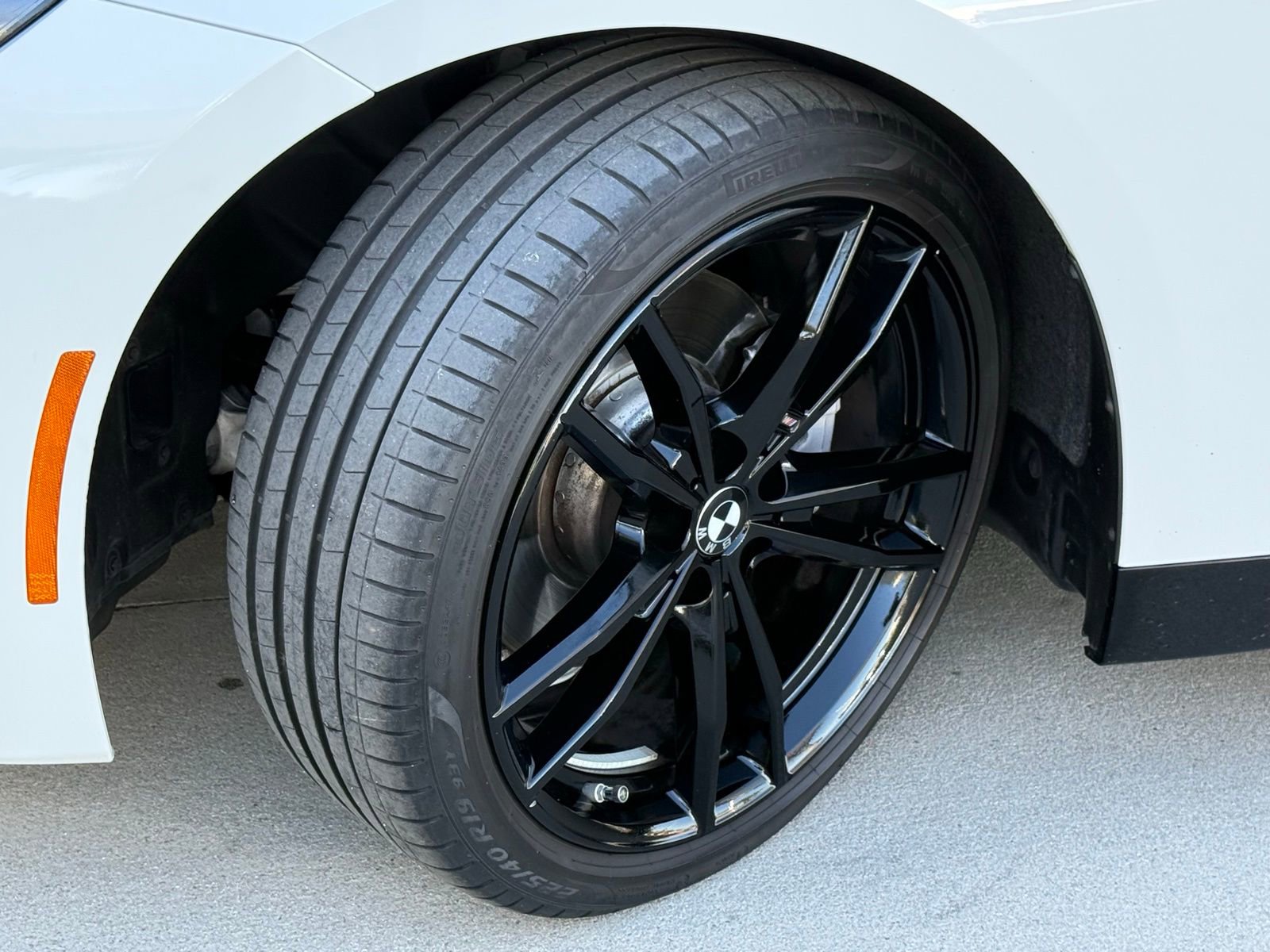 Used 2023 BMW 230i Coupe w/ M Sport Package image 17