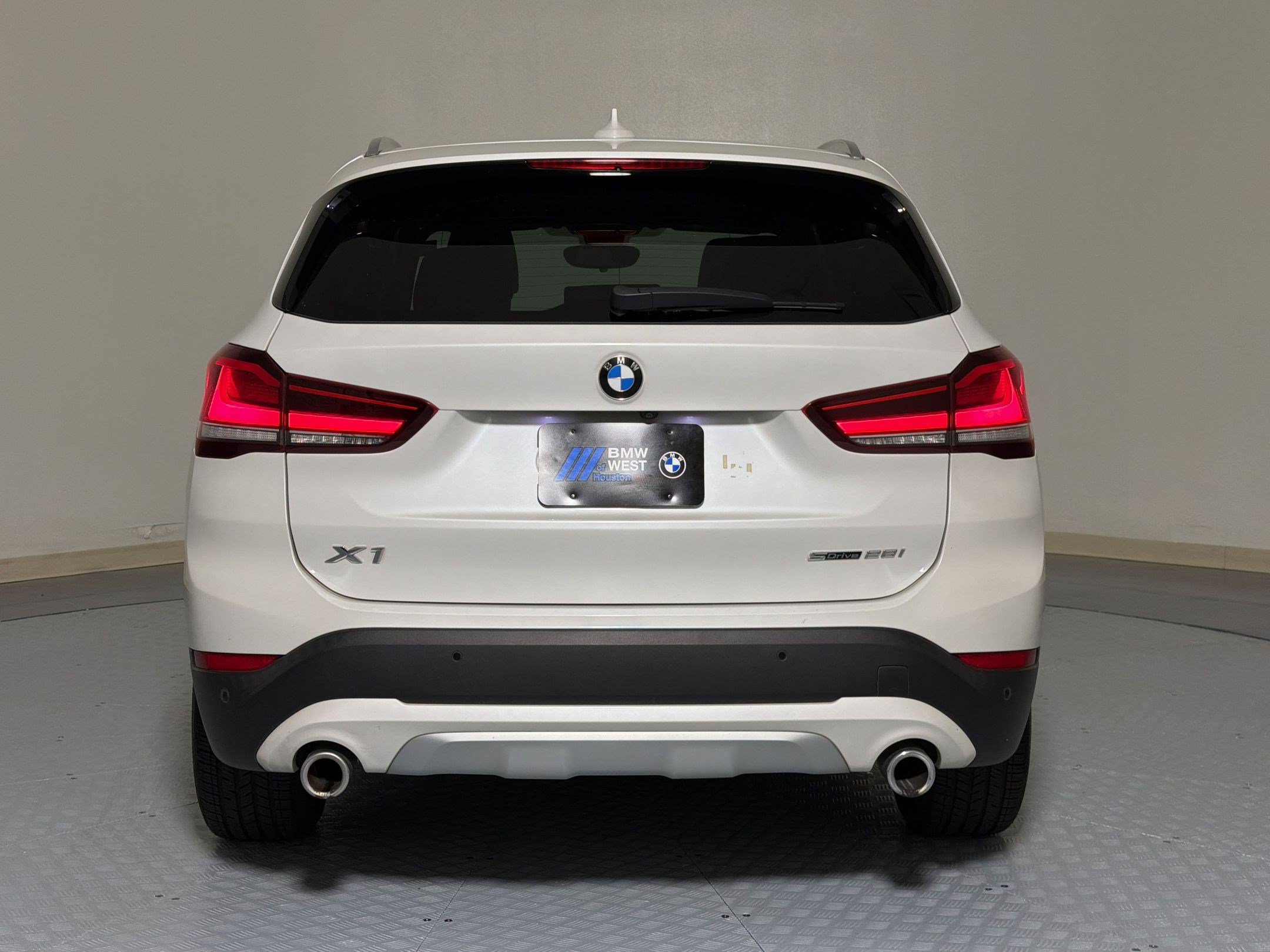Used 2020 BMW X1 sDrive28i w/ Premium Package FWD image 10