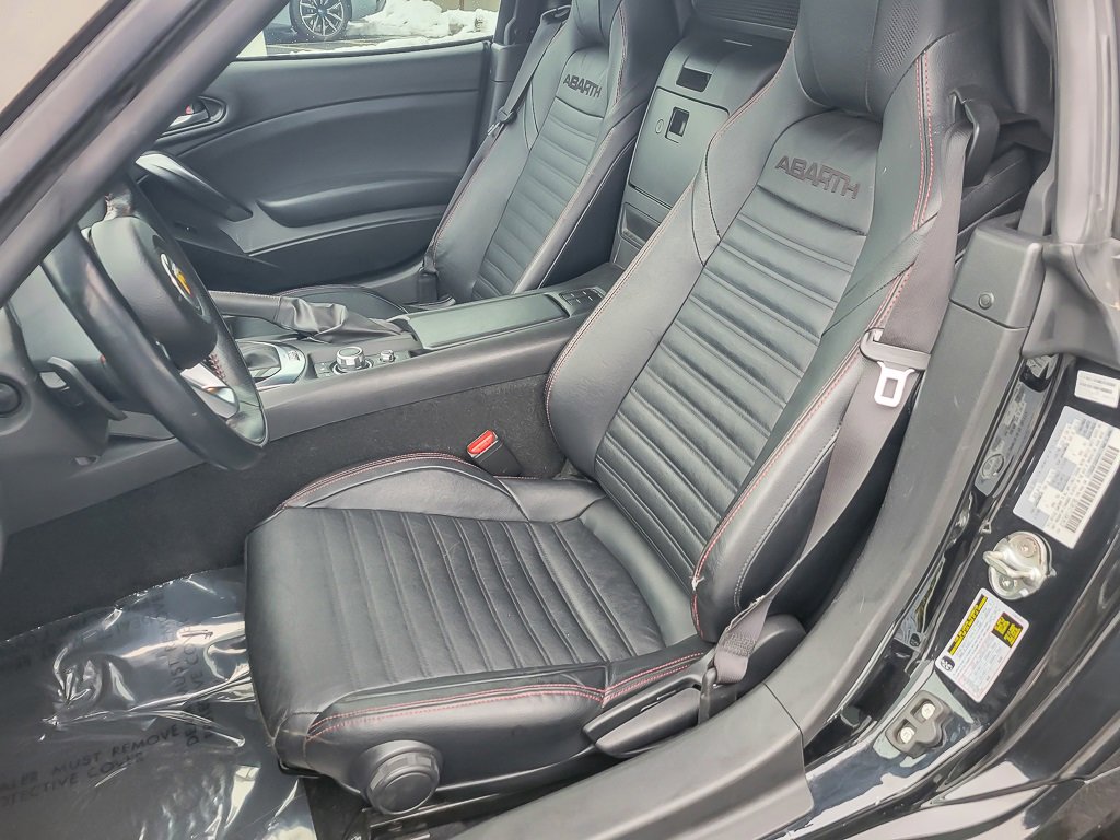 Used 2020 FIAT 124 Spider Abarth w/ Convenience Group image 8