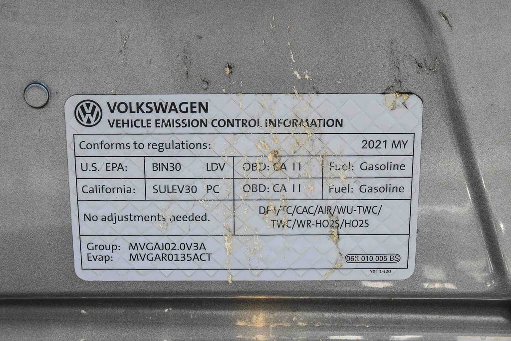 Used 2021 Volkswagen Tiguan S image 32