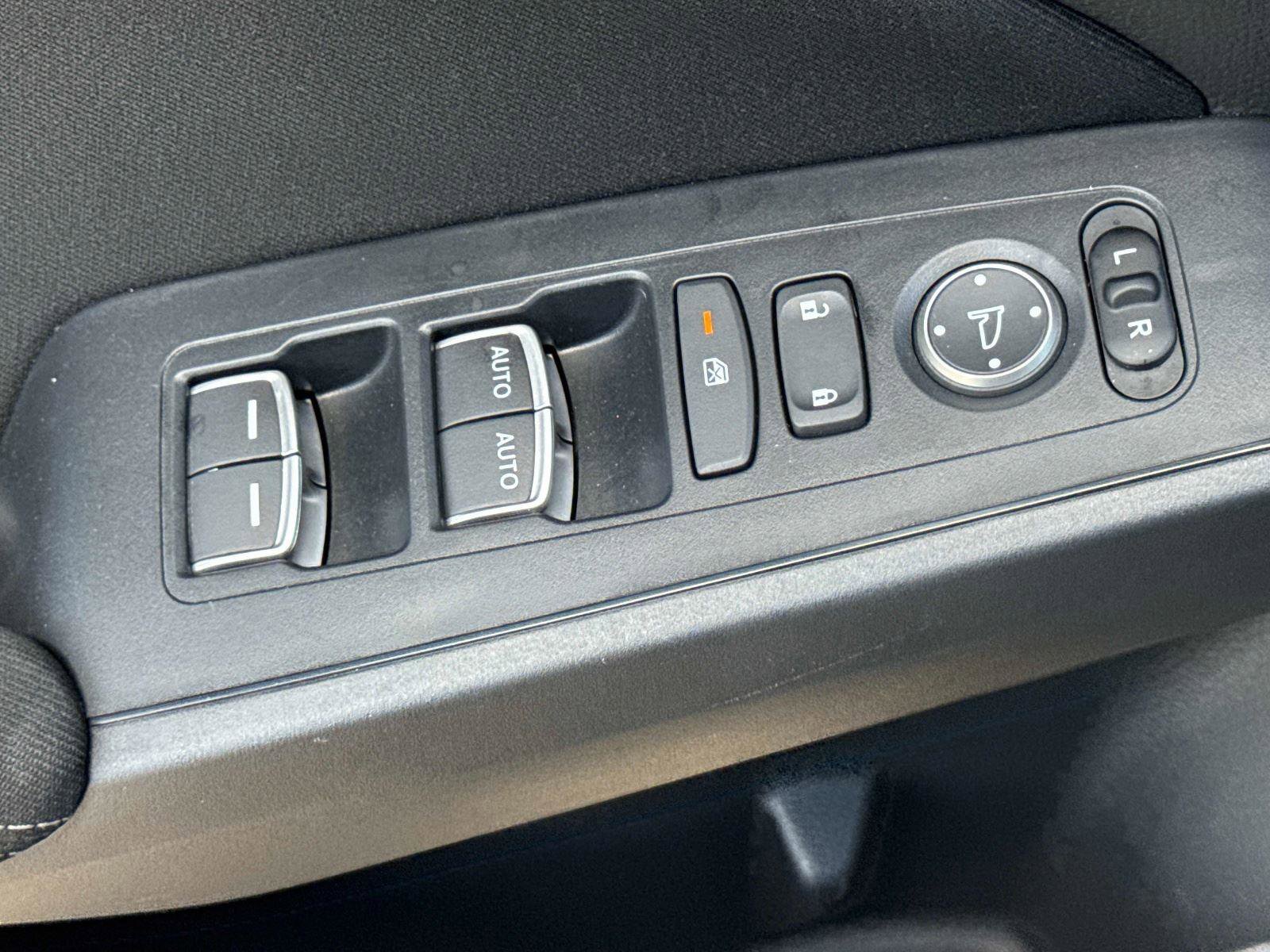 Certified 2023 Honda Civic LX image 17