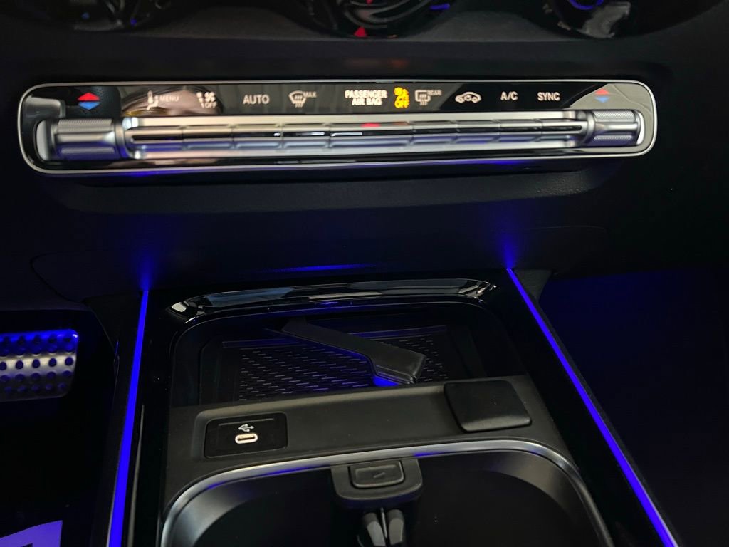 Certified 2025 Mercedes-Benz GLB 250 4MATIC image 17