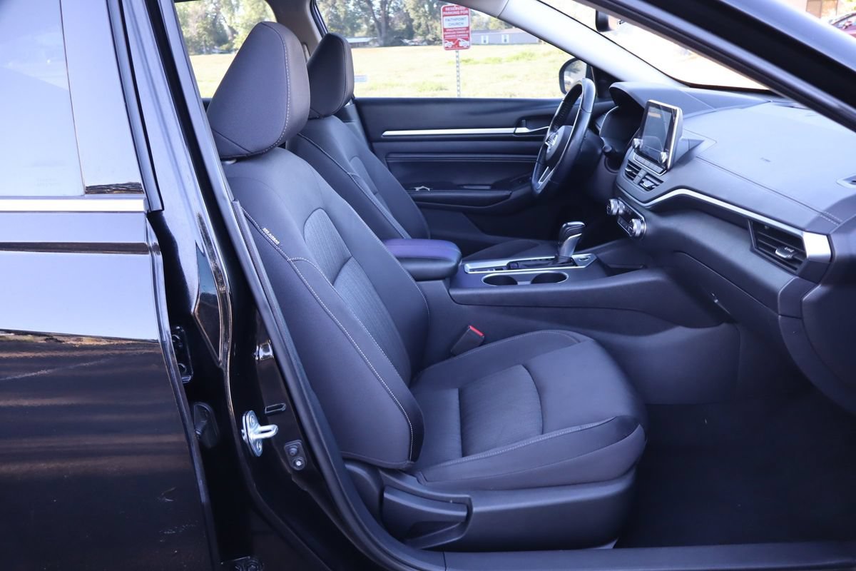 Used 2019 Nissan Altima 2.5 SV FWD image 22