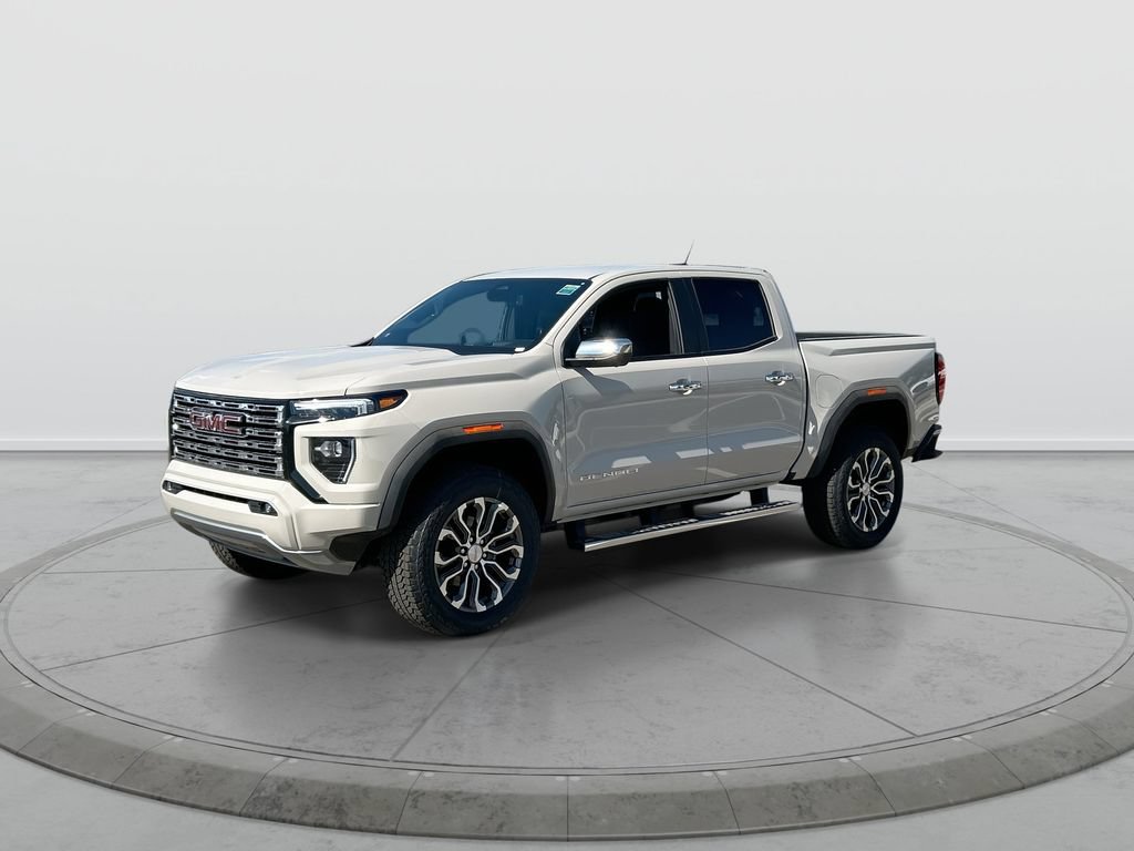 New 2026 GMC Canyon Denali AWD/4WD image 4